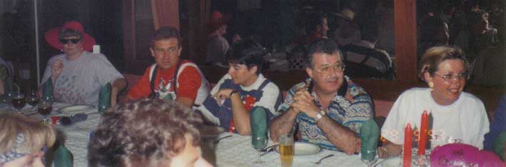 feesje01_tafel